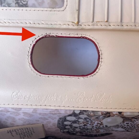 Ted Baker Bobble Patent Leather Wallet with Flaws - Picture 7 of 15